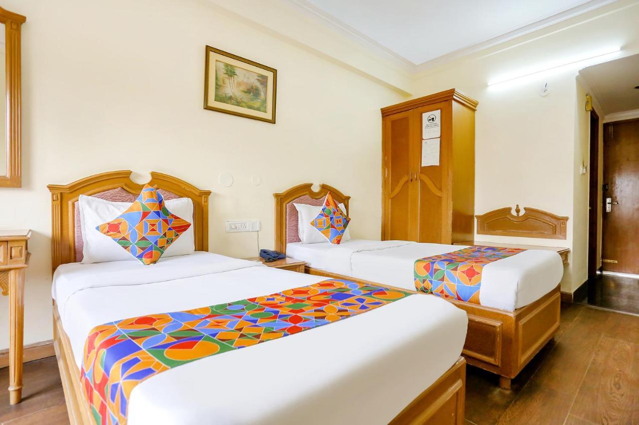 Fabhotel Altus Gurgaon Esterno foto