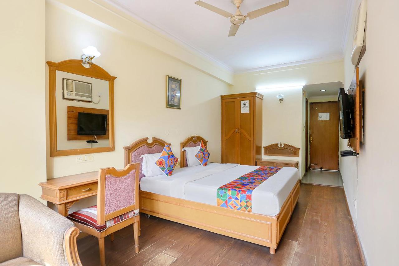 Fabhotel Altus Gurgaon Esterno foto