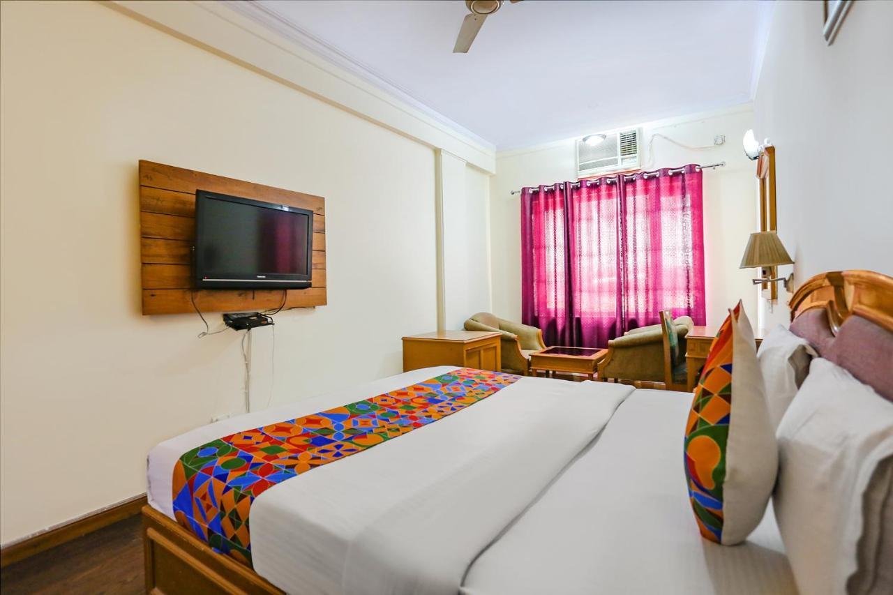 Fabhotel Altus Gurgaon Esterno foto